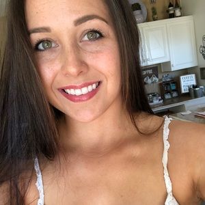 Meet your Posher, Kaitlyn